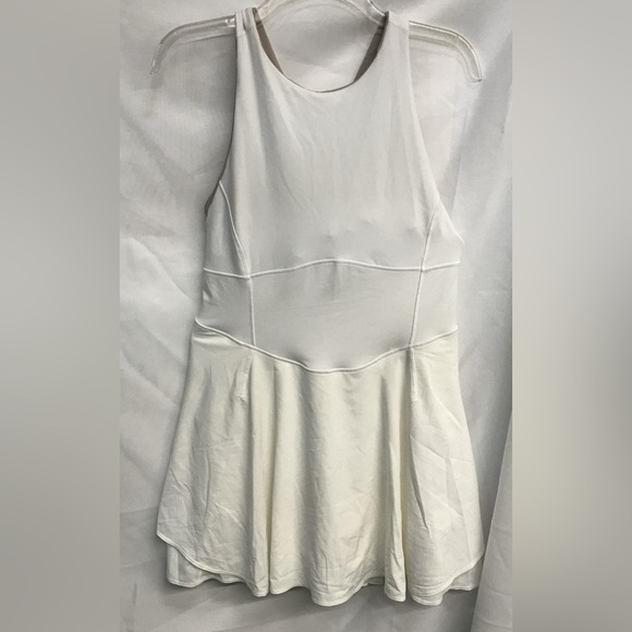 Lululemon Court  Crush Dress Tennis Golf White Size 10 - Picture 3 of 8